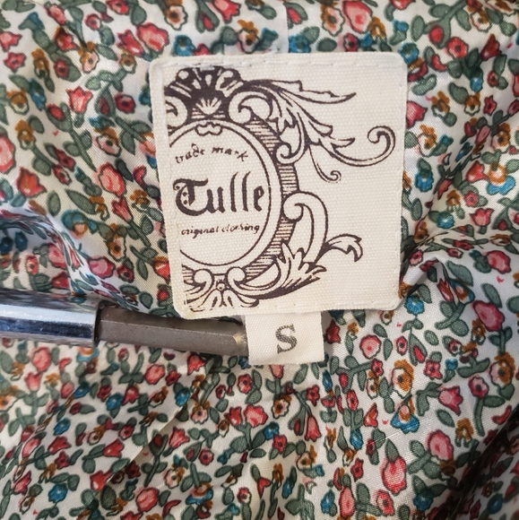 Anthropologie Tulle Tiered Short Sleeve Floral Lined Hooded Jacket Size Small - Picture 9 of 9